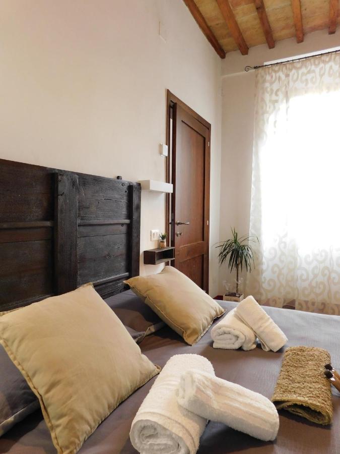 Otello Guest House مونتالشينو المظهر الخارجي الصورة